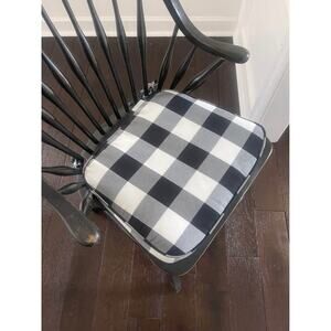 4 Chair Cushions Black and White checkered